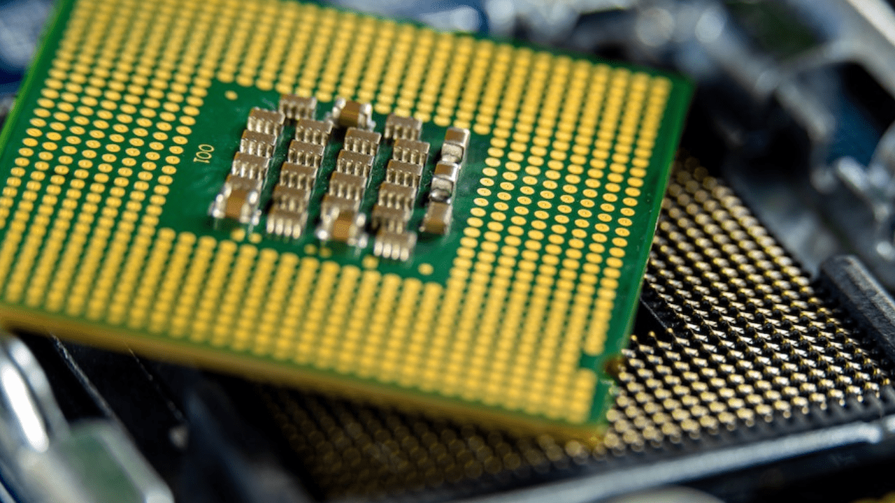 What Is an ARM Processor, and What Are Some Common Uses and Advantages?